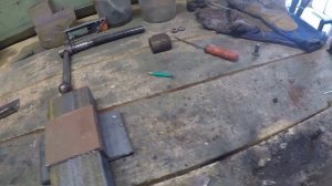 Тиски  в мастерскую своими руками . за 100  рублей