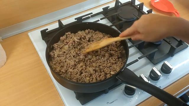 Сытная и невероятно вкусная запеканка из баклажанов и говяжьего фарша ? Греческая Мусака смотреть онлайн