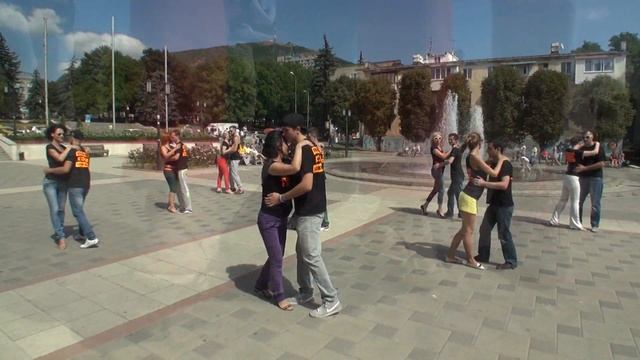 Кизомба флешмоб Пятигорск 2014 смотреть онлайн