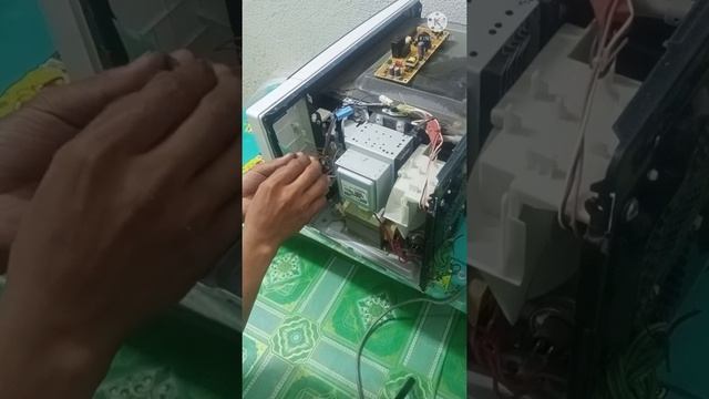 SE error Samsung Microwave Oven. anu dapat gawin kapag SE error смотреть онлайн