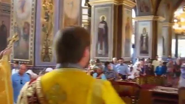 Многолетие Предстоятелю УПЦ смотреть онлайн