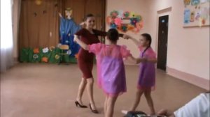 "Мама и дочки" танец 8 марта 2017 года