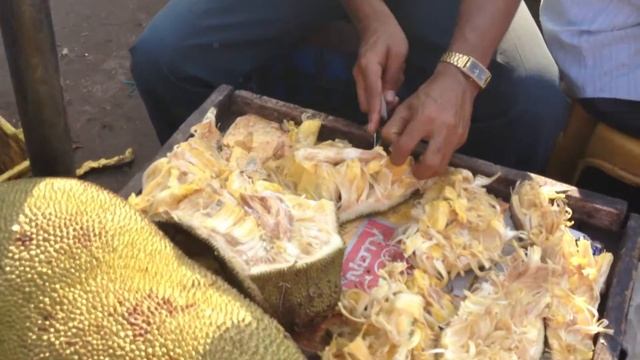 Очень ВКУСНЫЙ Плод ХЛЕБНОГО дерева - ИНДИЯ! смотреть онлайн