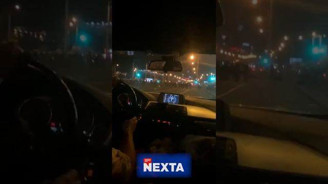 Стреляют в кого попало. Это стабильность, мир и порядок по версии Лукашенко. #Беларусь #новости смотреть онлайн