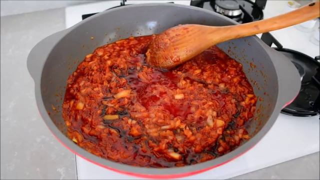 ZEYTİNYAĞLI YAPRAK SARMASI  NASIL YAPILIR ? DONDURUCUDA NASIL SAKLANIR ?
