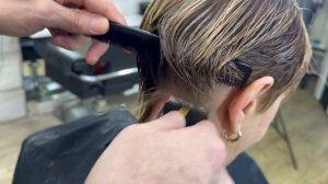 Популярная короткая стрижка 💇🏼♀️