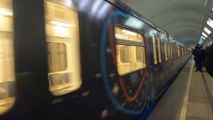 Поездка на трёх Новогодних метропоездах: Москва 2020, Ока, Русич