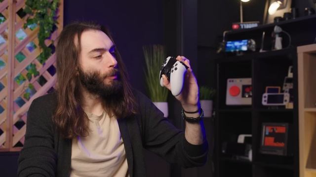 PS5 DualSense EDGE vs Xbox Elite Controller смотреть онлайн