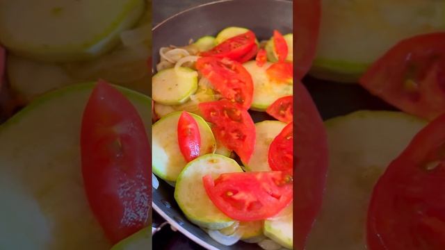 ВКУСНЫЙ И БЫСТРЫЙ ЗАВТРАК ИЗ КАБАЧКОВ! #завтрак #кабачки #полезныйзавтрак