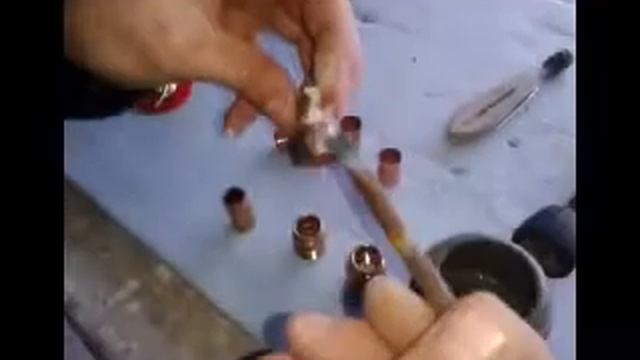пайка меди и бронзы латуни труб технология How to Solder Copper Pipe in a Wall смотреть онлайн
