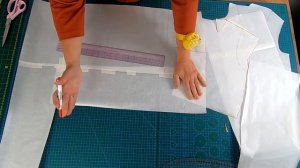 Загадочное Платье на запах привлекающее внимание. Моделирование платья с оригинальной спинкой.mp4