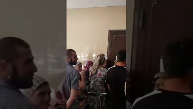 Очередь за памперсами в Махачкале смотреть онлайн