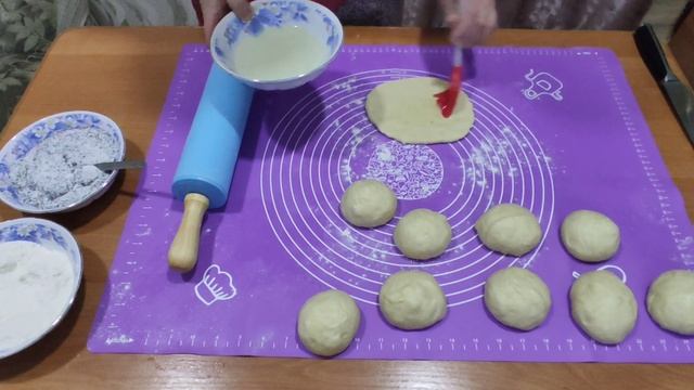 Готовим булочки с маком. Тесто лёгкое в приготовлении,лёгкое и пышное! смотреть онлайн