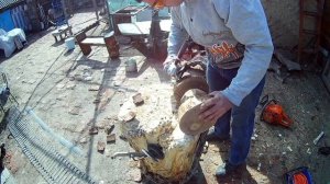Резьба бензопилой. Гриб. Chainsaw carving. Mushrooms.