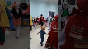 Шел козел по лесу