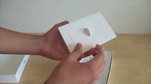 "New iPad" Unboxing (White)