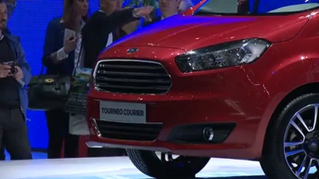 ford-tourneo-courier-premiere-live-ginevra-motor-show-2013-clip смотреть онлайн