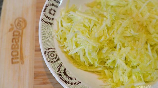 Кабачковые оладьи с творогом и сыром