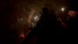 28 апреля 2022. Лития по старцу архимандриту Адриану (Кирсанову) в Богом зданных пещерах.