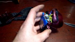 Не выбрасываете старый ТЕЛЕФОН. Из него можно взять.