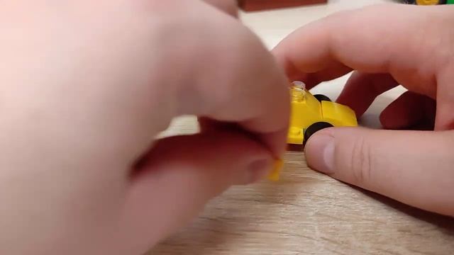 Гоночный карт из Лего