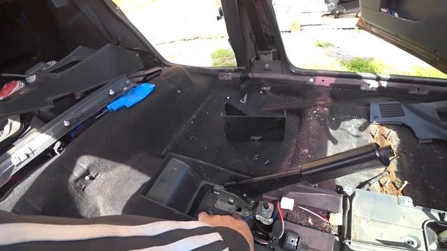 Вскрыл пол на Приоре и пришёл в ужас,разбор салона, #Приора, #АвтоВаз, я был лучшего мнения,часть 1 смотреть онлайн