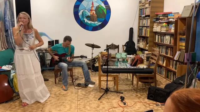 Арт-группа Дальний свет в антикафе Locus Solus (г.Ялта) смотреть онлайн