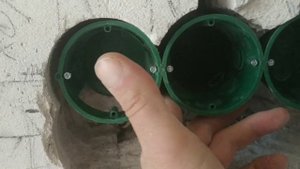 52. Установка фальш розетки и блока розеток под TV приставки.