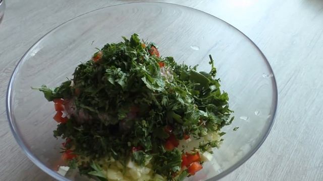 Поцарапайте кабачки для этого рецепта вилкой - будет вкуснее! Zucchini with meat смотреть онлайн