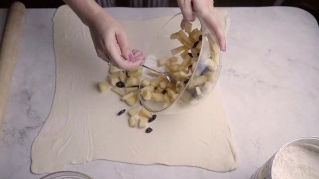 ШТРУДЕЛЬ! рецепт штрудель с яблоками. попробуйте у вас получиться! Apple Strudel