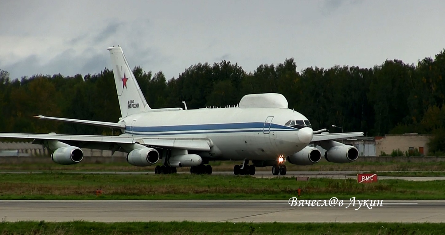 Один из двух действующих, из четырёх существующих Ил-80 (Ил-86ВКП) RF-93642