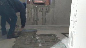 Тёплый,наливной пол своими руками,в ваной комнате.
