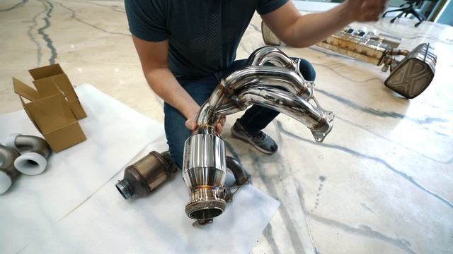 PORSCHE GT3 TOURING IPE FULL EXHAUST смотреть онлайн