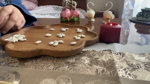 [ГАДАНИЕ НА БОБАХ] Близкое будущее