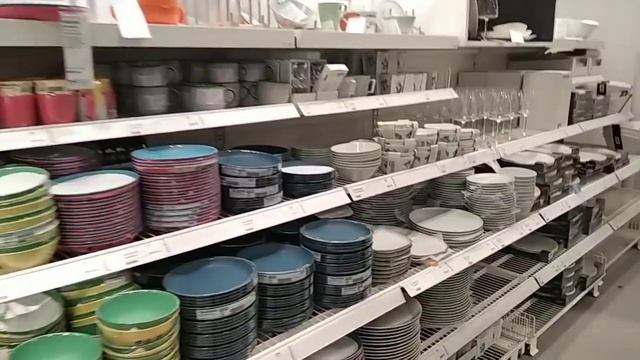 Приехали с Дашей в Москву.Красная площадь.Икеа.Метро.Чайхана. смотреть онлайн