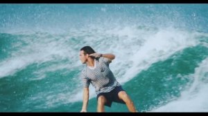 Серфингист на волне /  Спорт / Активный отдых / Море / Океан / Отдых в крыму / Короткие видео Rutude