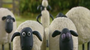 Барашек Шон / Shaun the Sheep: серия 2. Тарелочка (Fetching)