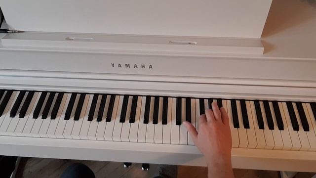 как впечатлить девушку, если не умеешь играть на фортепиано, но хочется (2 способа) смотреть онлайн