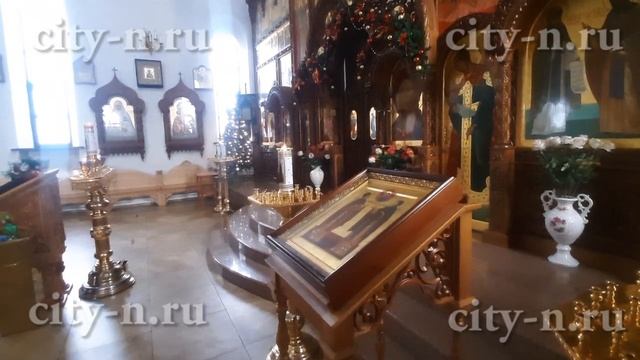 Священослужители зовут новокузнецких прихожан в храмы смотреть онлайн