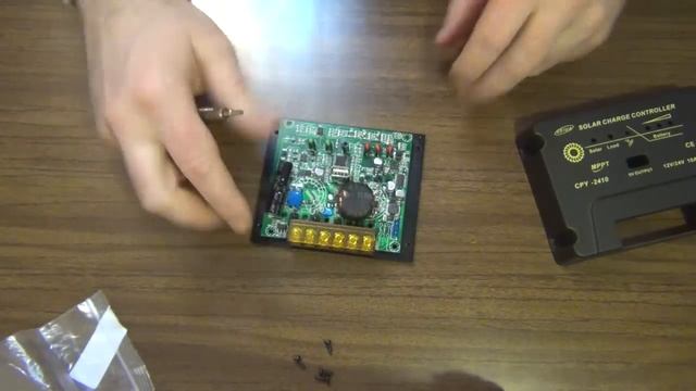 Посылки из Китая. MPPT солнечный контроллер CPY - 2410, фонарь Nitecore TIP, электромагнитные реле