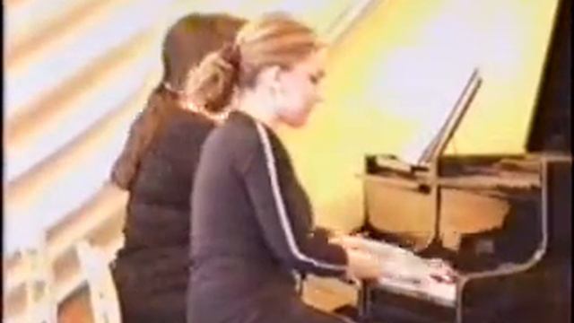 Карина Кичик - Р.Шуман Концерт а-moll (2) смотреть онлайн