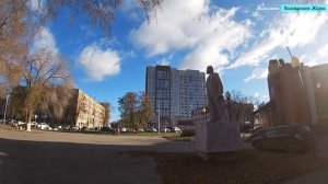Прогулки по Рязани с Анжелиной и разговоры о жизни тут. Обо всем по немногу.Рязань в середине ноябр