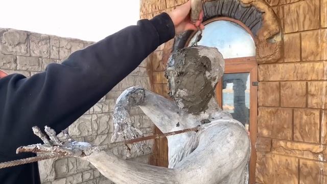 Изготовление  скульптуры  музыканта из  арт  бетона. в  парке. мастер  класс  Эльдар  Асанов.