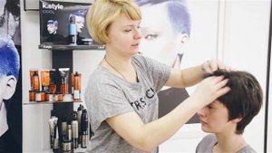 Компания Хитэк представляет пластичный стайлинг от LAKME