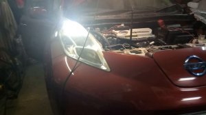 ДХО в указатель поворота фары Nissan Leaf