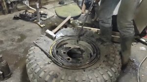 отбортовыватель шины в деле. на любой грузовик