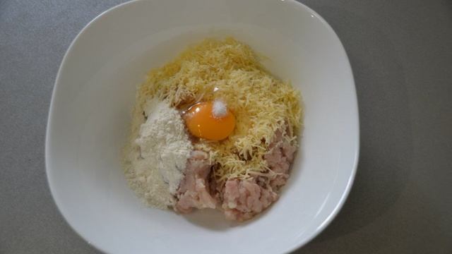 Куриный суп с сырными шариками