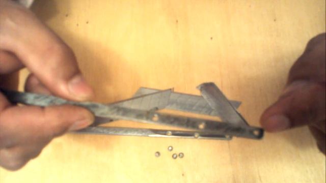 ОПАСНАЯ БРИТВА ЗА ОДИН ЧАС ДЕЛАЕМ САМИ смотреть онлайн