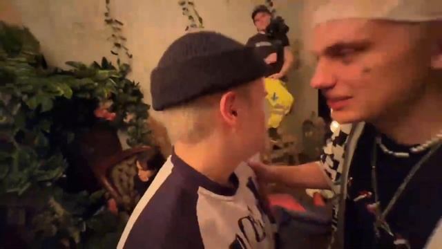 КАША СНИМАЕТ КЛИП СО ШПАНОЙ смотреть онлайн