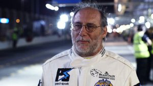 SLS AMG GT3: 24-hour race in Dubai - Mercedes-Benz original